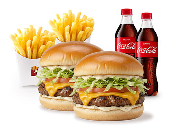 Fryday чизбургер. Двойной обед (2 чизбургера+2 фри+2 кока-колы)